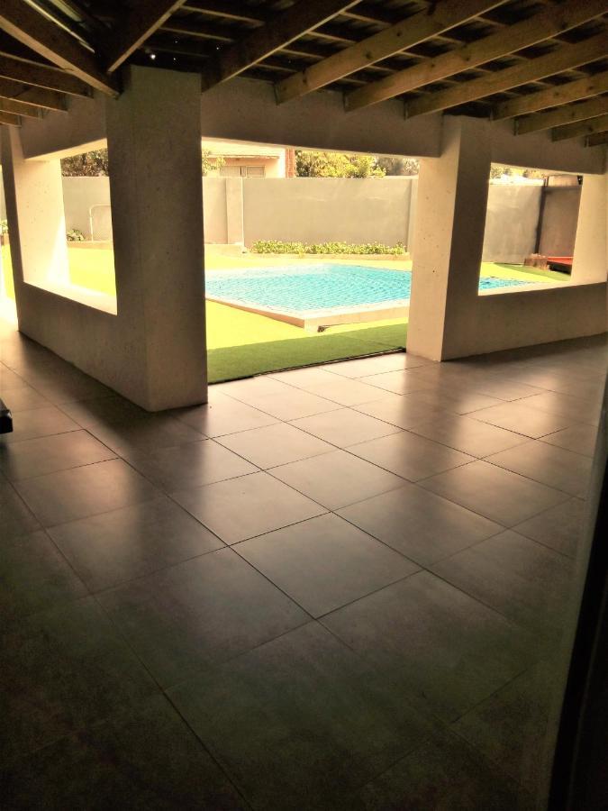 Afrikawisa At O.R. Tambo International Airport Bed & Breakfast Kempton Park Luaran gambar
