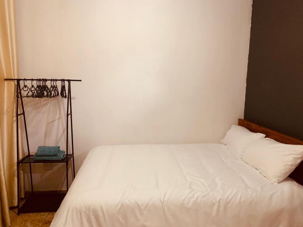 Afrikawisa At O.R. Tambo International Airport Bed & Breakfast Kempton Park Luaran gambar