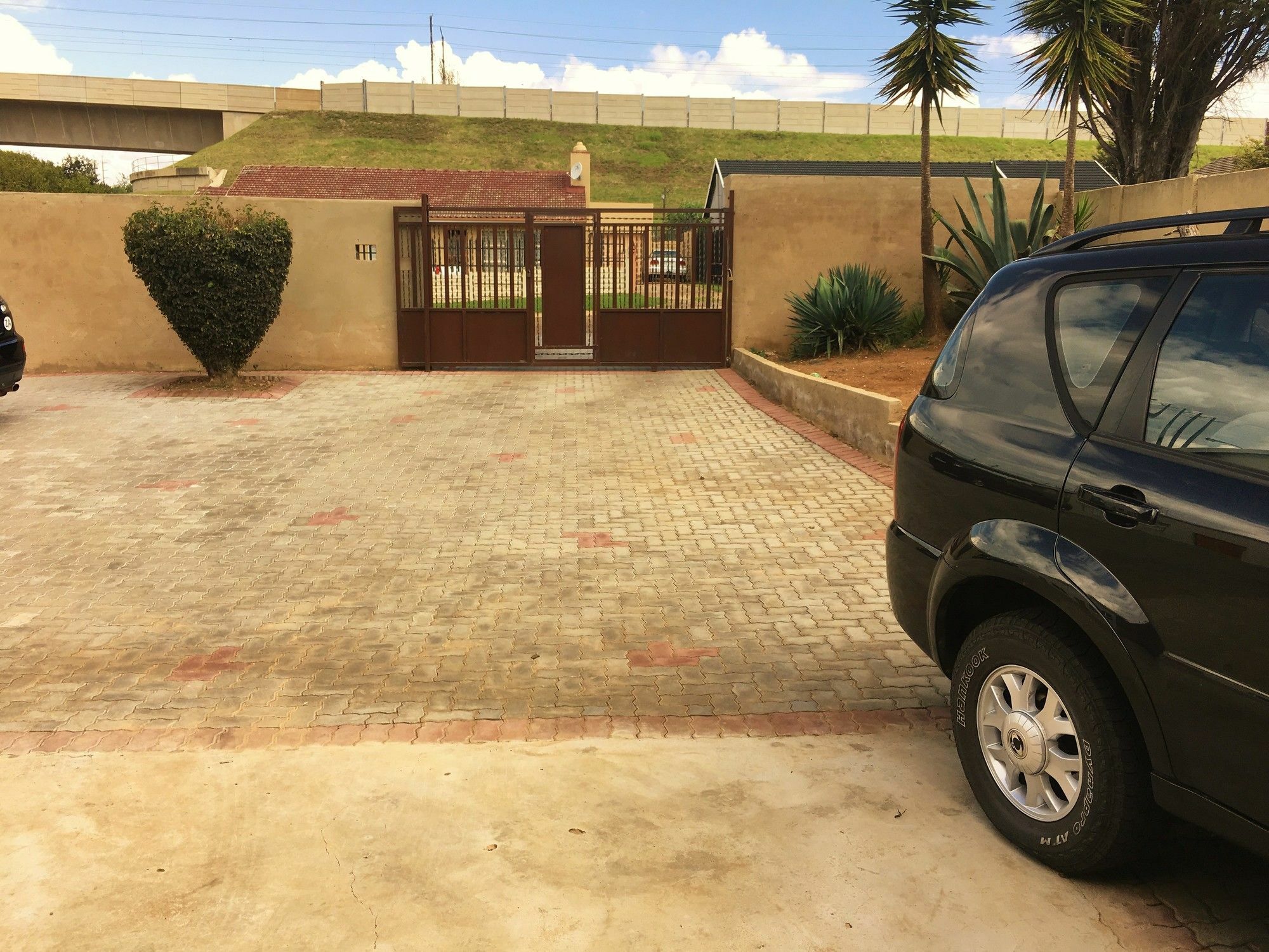 Afrikawisa At O.R. Tambo International Airport Bed & Breakfast Kempton Park Luaran gambar