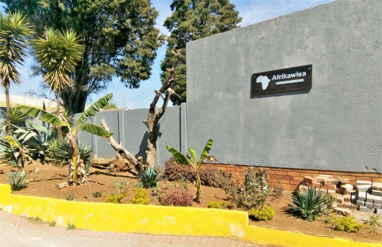 Afrikawisa At O.R. Tambo International Airport Bed & Breakfast Kempton Park Luaran gambar
