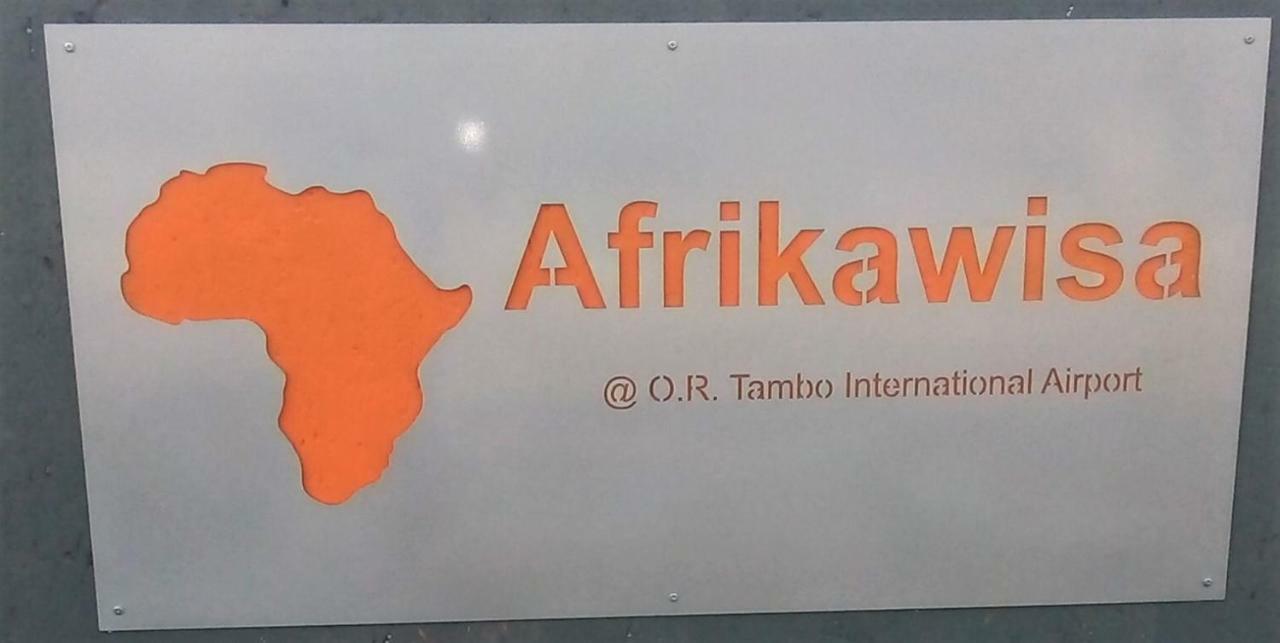 Afrikawisa At O.R. Tambo International Airport Bed & Breakfast Kempton Park Luaran gambar